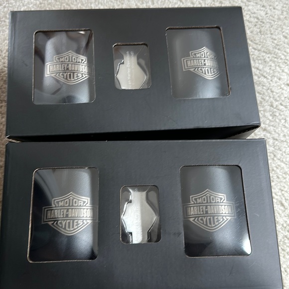 Harley-Davidson - Picture 2 of 5